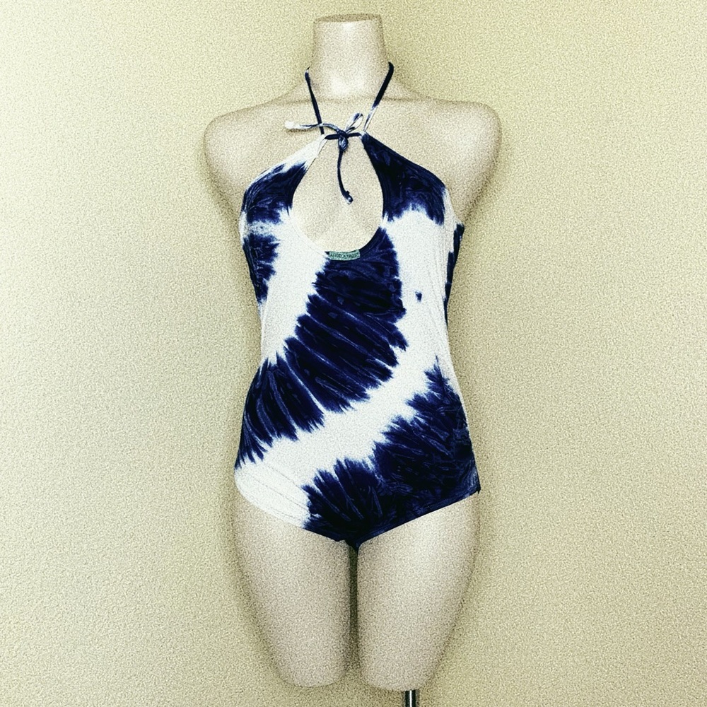 ♻️ SOLD ♻️ Angela Frost Tie Die One Piece Bikini
